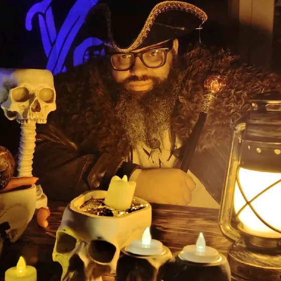 Tristan Danic in full pirate captain attire